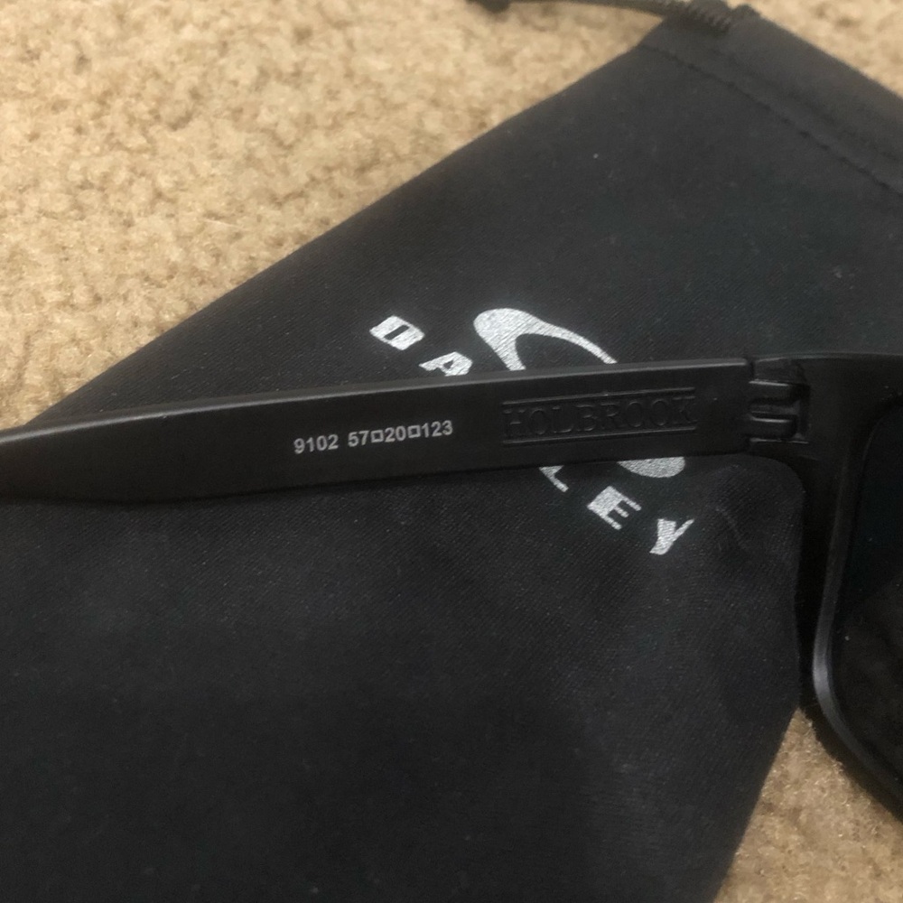 Oakley Holbrook Black Sunglasses 9102 - Picture 7 of 10